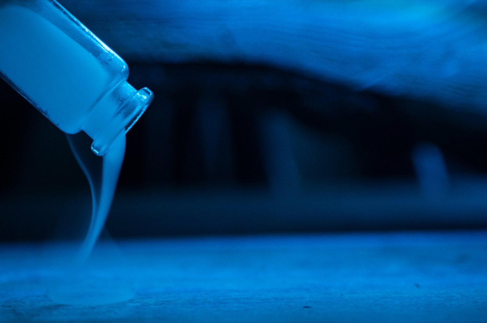 Industrial coating application process for Incure L-Series™ UV LED flood lamp coating and encapsulant cure
