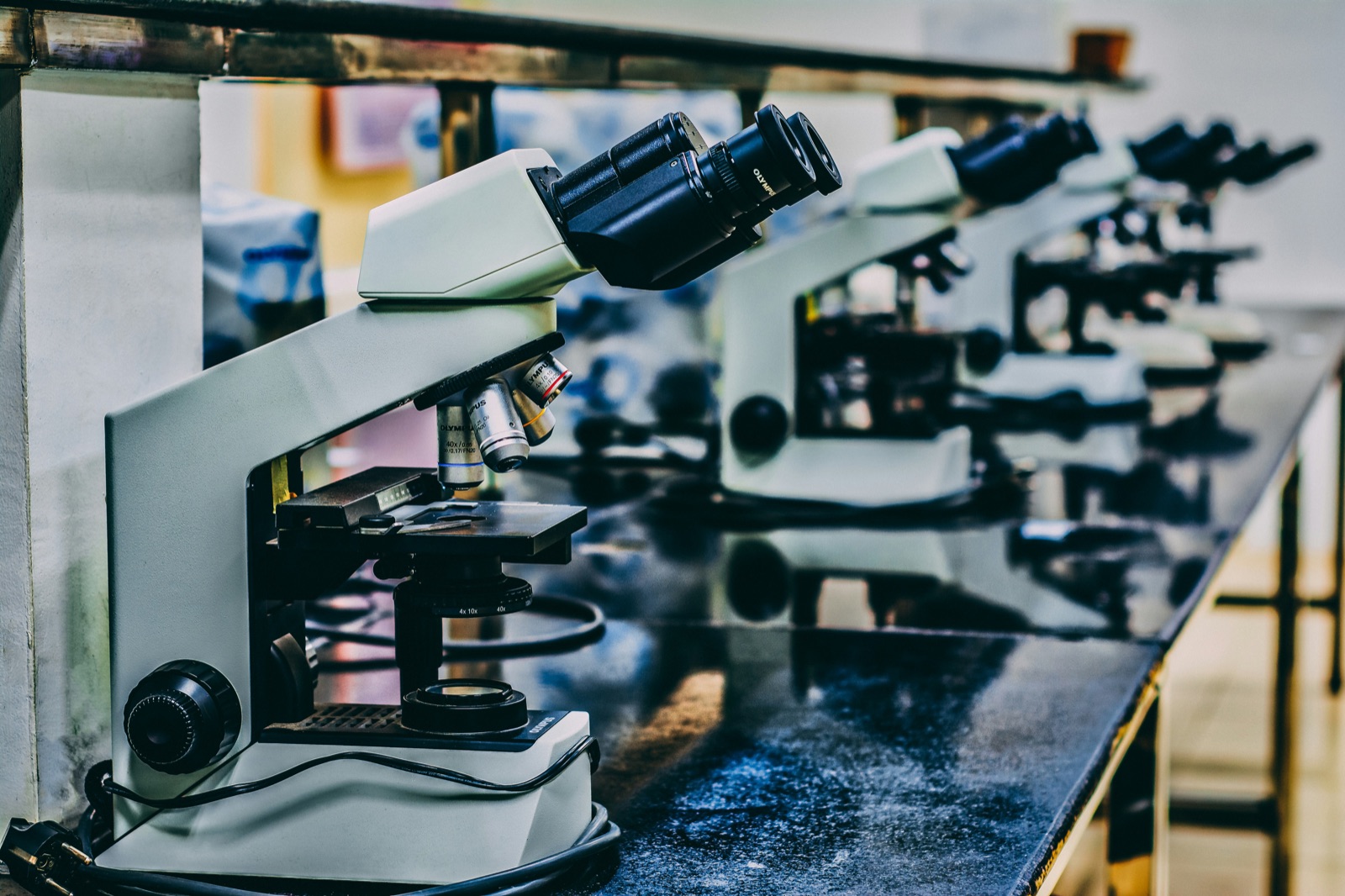 Laboratory precision equipment for Incure S20™ UV spot lamp R&D and process development