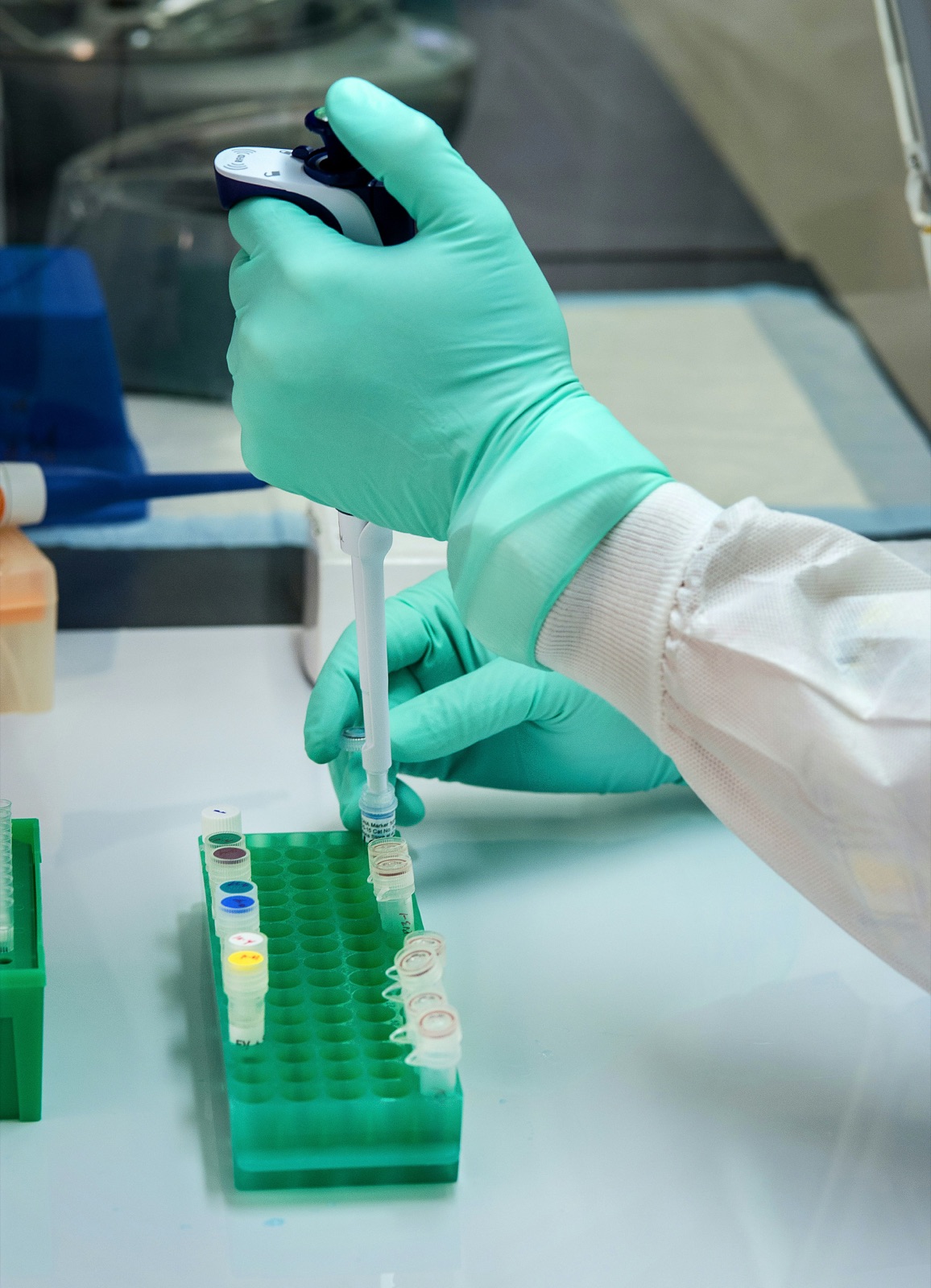 Scientific laboratory equipment for Incure W-Series™ water-cooled UV LED R&D high-intensity testing